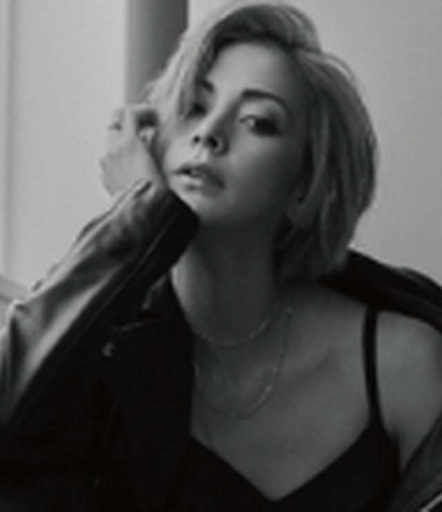 土屋アンナ（BLVCKPHOENIX）